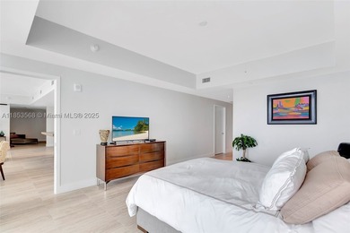WELCOME HOME to the Four Seasons Private Residence 802. This 2 - photo 23