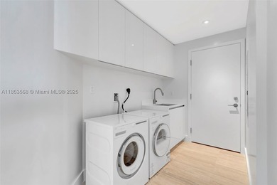 WELCOME HOME to the Four Seasons Private Residence 802. This 2 - photo 29