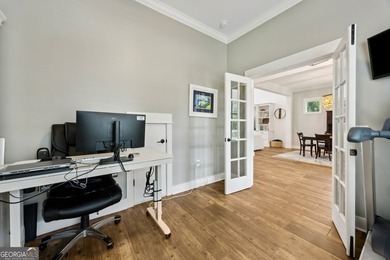 Bent Pine modern farmhouse, only two years old, with amazing - photo 38