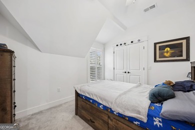 Bent Pine modern farmhouse, only two years old, with amazing - photo 58