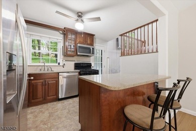 Experience the best of Lake Hopatcong living in this charming - photo 4