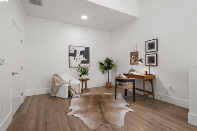LARGE ONE BEDROOM PLUS AND ONE AND A HALF BATHROOM LOFT STYLE! - photo 16