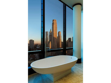 PENTHOUSE 3450 Rising above Tribeca's skyline, PH3450 is a truly - photo 19