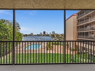 Imagine waking up to gentle waterfront breezes and spectacular - photo 6
