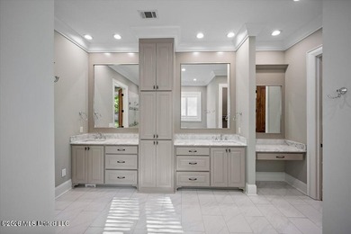 Situated on a quiet cul-de-sac within the gated Reunion - photo 29