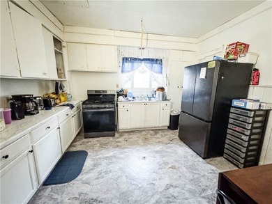 Huge side by side Duplex! This 2 unit property offers 2- 3 - photo 2