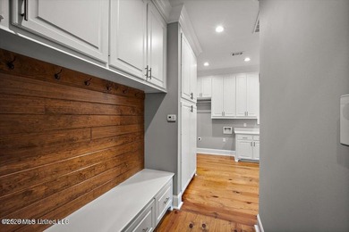 Situated on a quiet cul-de-sac within the gated Reunion - photo 43