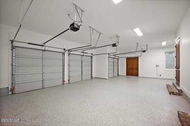 Situated on a quiet cul-de-sac within the gated Reunion - photo 45