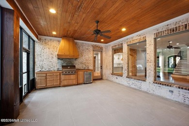 Situated on a quiet cul-de-sac within the gated Reunion - photo 47