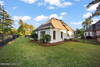 Situated on a quiet cul-de-sac within the gated Reunion - photo 49