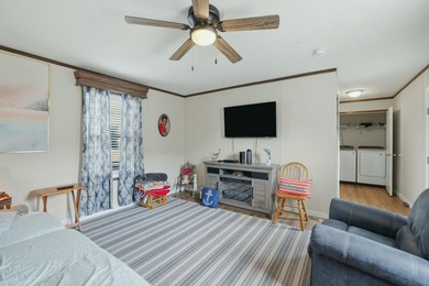 Welcome home to this spacious & perfectly designed 2 bedroom, 2 - photo 10
