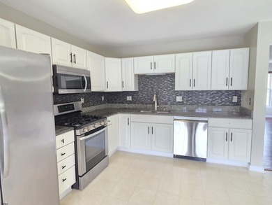 Your Ideal Home Awaits in the Heart of Egg Harbor Township! - photo 11