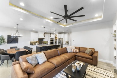 This is your chance to own an entire building of 11 luxury town - photo 13