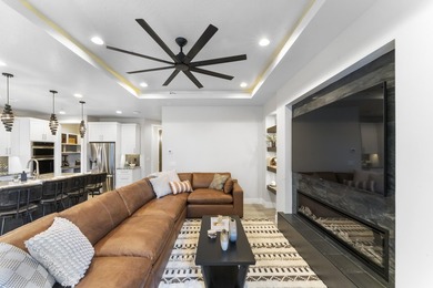 This is your chance to own an entire building of 11 luxury town - photo 15