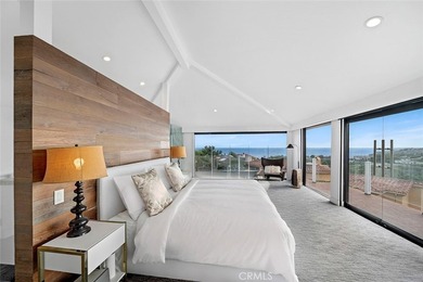 Welcome to 343 Emerald Bay - a fully furnished, contemporary - photo 17