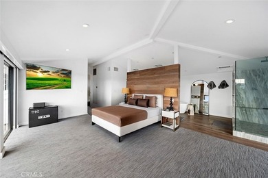 Welcome to 343 Emerald Bay - a fully furnished, contemporary - photo 20