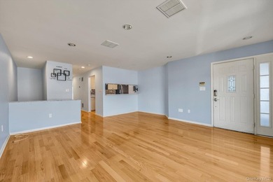 Welcome to this stunning arbor model in the highly desirable - photo 3