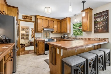 Welcome to 2812 Linden Lane-set on a beautiful wooded lot with - photo 8