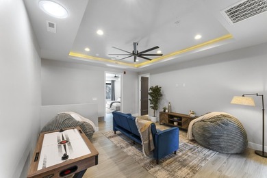 This is your chance to own an entire building of 11 luxury town - photo 30
