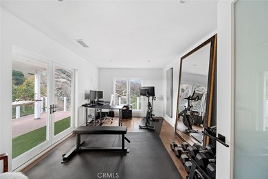 Welcome to 343 Emerald Bay - a fully furnished, contemporary - photo 33