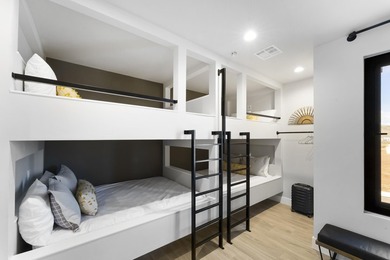 This is your chance to own an entire building of 11 luxury town - photo 33