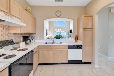 Welcome to this beautiful 4-bedroom, 2.5-bath pool home in the - photo 6
