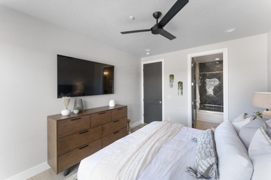 This is your chance to own an entire building of 11 luxury town - photo 38