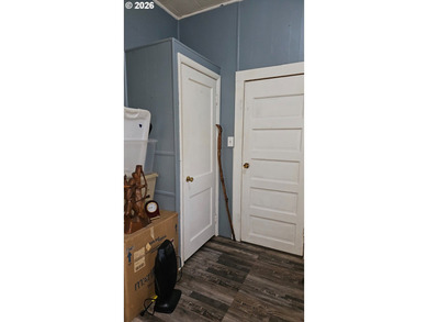 This 972 Sq ft single level bungalow has lots of storage with - photo 7