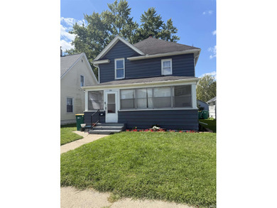 St. Joseph River Home For Sale in Mishawaka Indiana