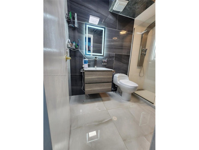 *Great location in North Miami! This charming first-floor studio