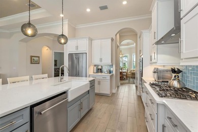 Experience the perfect blend of luxury, privacy, and Florida - photo 13