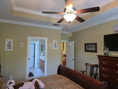 Welcome to this stunning Crepe Myrtle home by Lennar, perfectly - photo 22