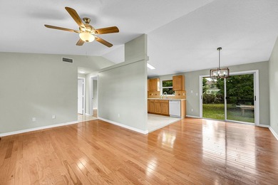 Welcome to your new home a beautifully maintained 3 bedroom, 2 - photo 7