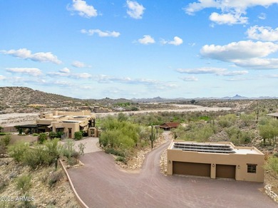 Premium Equestrian Estate! Stunning Territorial/Santa Fe Home - photo 9