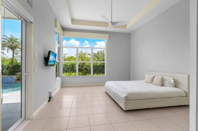 Immaculate, move-in ready home surrounded by beautiful lake and - photo 9