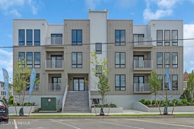 Sunset Lake - Monmouth County Condo For Sale in Asbury Park New Jersey