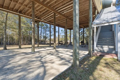 Classic elevated coastal cottages at 10450 MS 603 in Bay St - photo 4