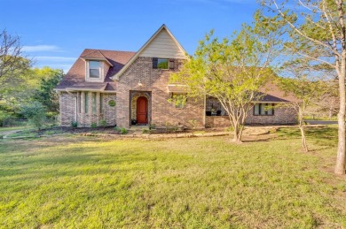 Lake Home Sale Pending in Maypearl, Texas