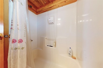 If you yearn for privacy surrounded by natural beauty, this is