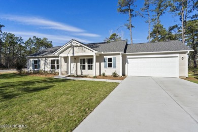 Lake Home For Sale in Boiling Spring Lakes, North Carolina