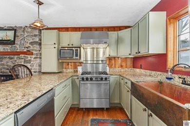 Lake living meets opportunity in Eddy Bay Cove! Perfectly - photo 7