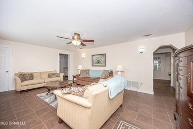 Money - Maker! Three-bedroom, two-bath fully furnished home in - photo 12