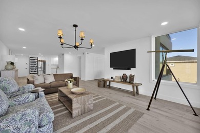 Direct Oceanfront Luxury Living Welcome to oceanfront living at