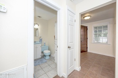 Money - Maker! Three-bedroom, two-bath fully furnished home in - photo 13