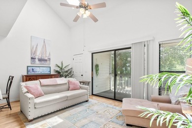 This turnkey condo located in Little River is located just 4 - photo 17