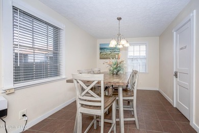 Money - Maker! Three-bedroom, two-bath fully furnished home in - photo 18