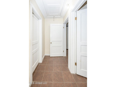 Money - Maker! Three-bedroom, two-bath fully furnished home in - photo 24