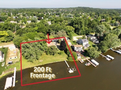 Lake Home For Sale in Waterford, Wisconsin