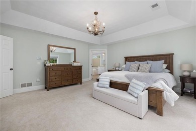 Nestled beautifully on a well manicured quiet lot in Seventeen - photo 32