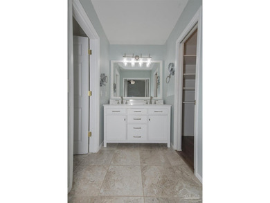 Welcome to this UPDATED, charming 3 bedroom, 2.5 bath townhome - photo 34